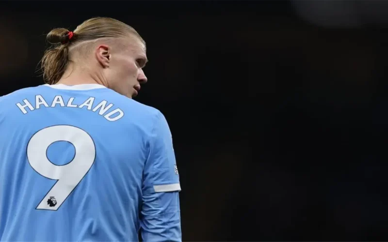 تحركات سرية من فيكتور فونت لضم إيرلينج هالاند إلى صفوف نادي برشلونة